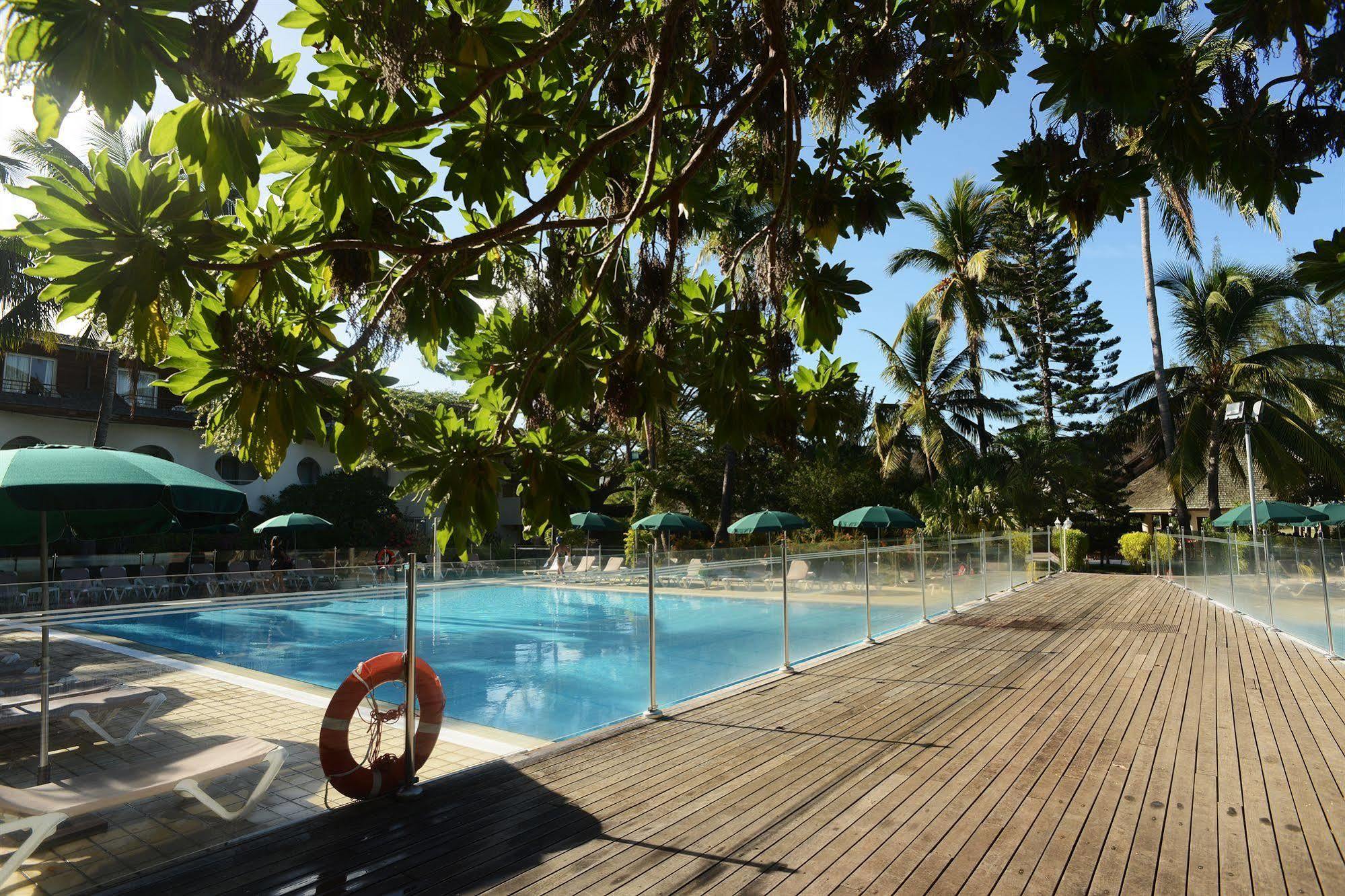 Relais De L'Hermitage Saint-Gilles エクステリア 写真